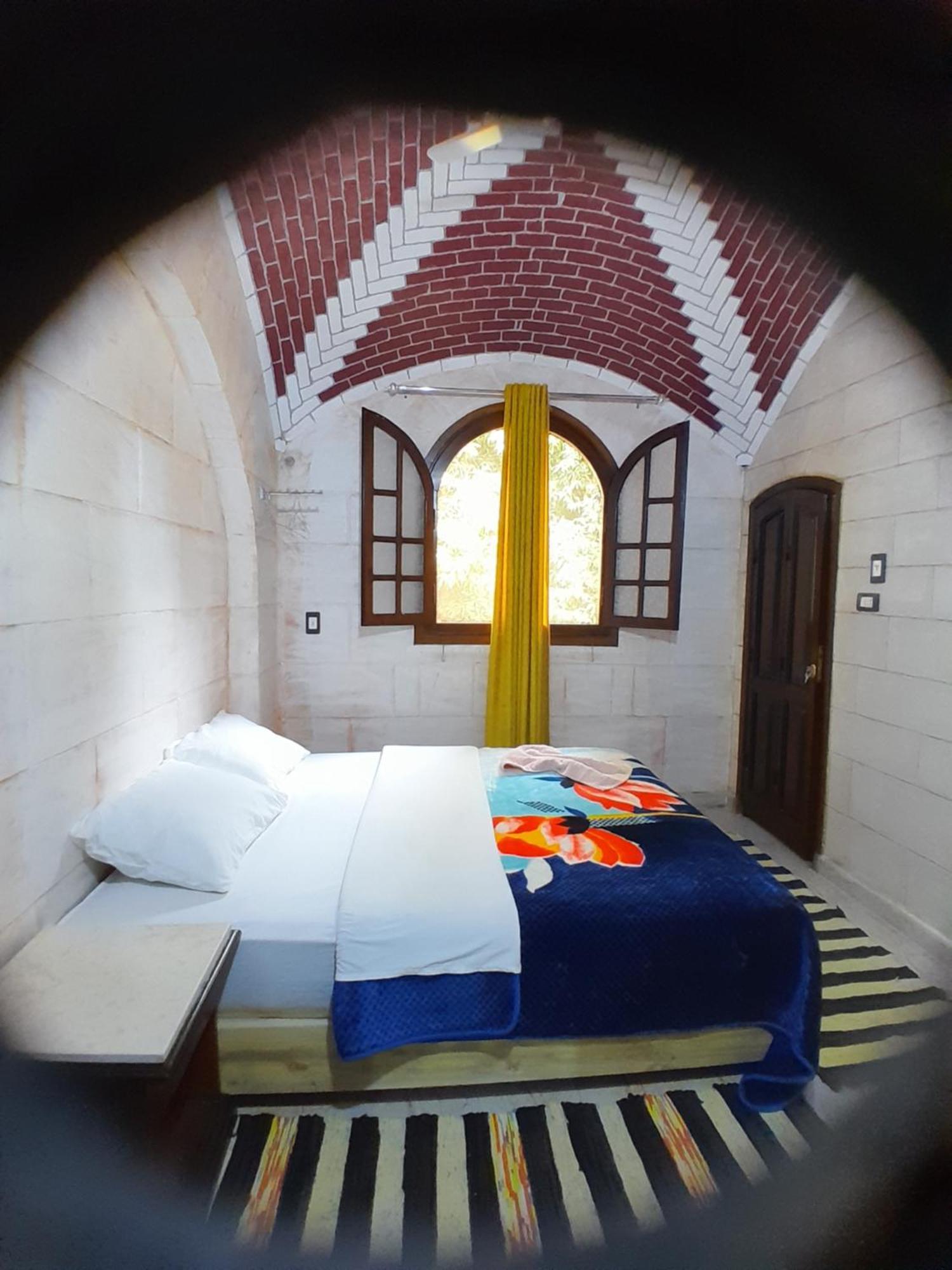 Ostello Kashta Nubian Guest Houst Assuan Esterno foto